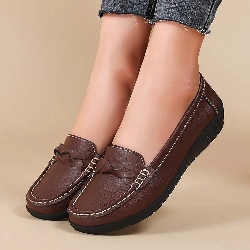 Fashion Leather Women Flats Round Toe Women
